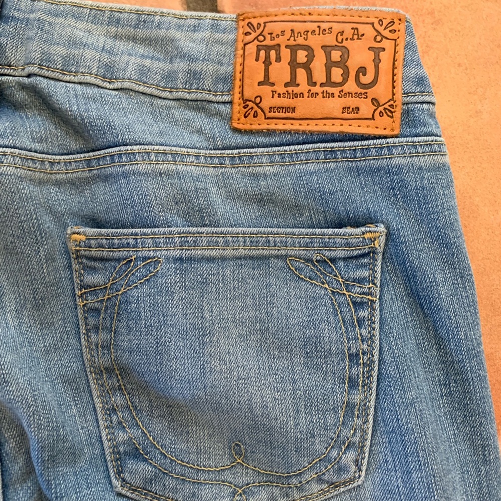 True Religion Trisha Light Wash Flare Leg Jeans - Picture 8 of 8